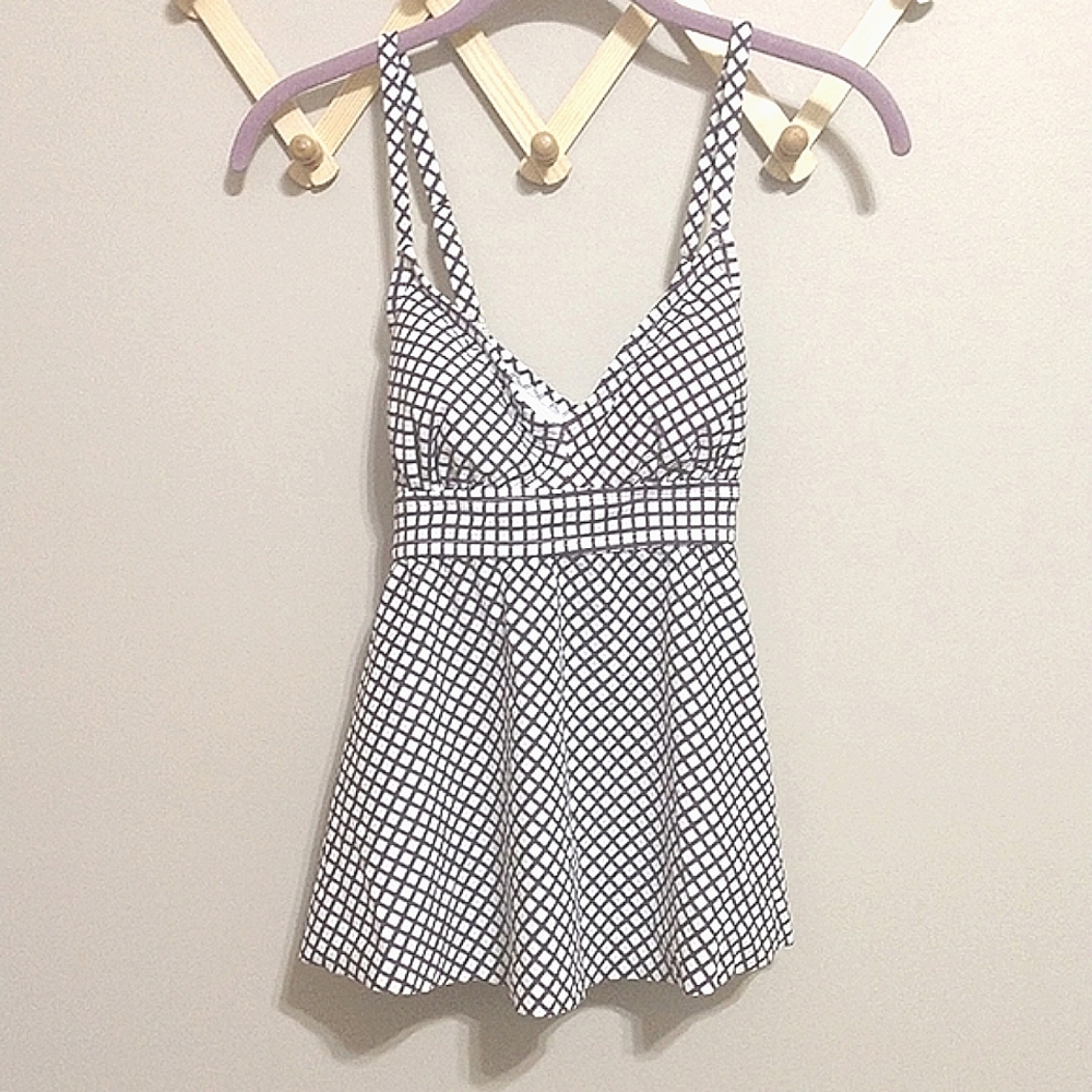Kona Sol Tanki top. Size S